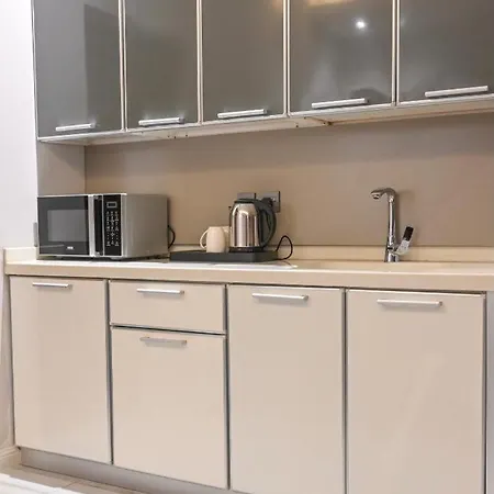 جاردن إيست هوتيل-الخبر Ra's Munaysif Extérieur photo