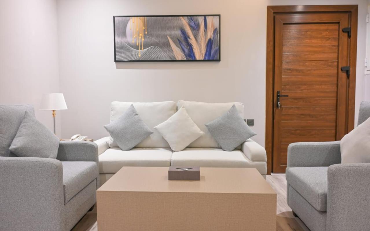Apartment جاردن إيست هوتيل-الخبر Ra's Munaysif