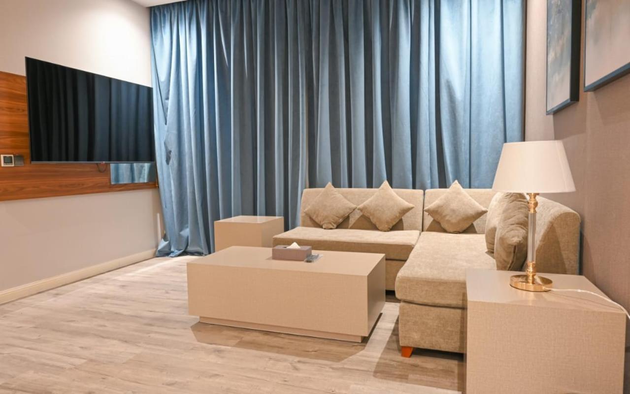 جاردن إيست هوتيل-الخبر Apartment Ra's Munaysif